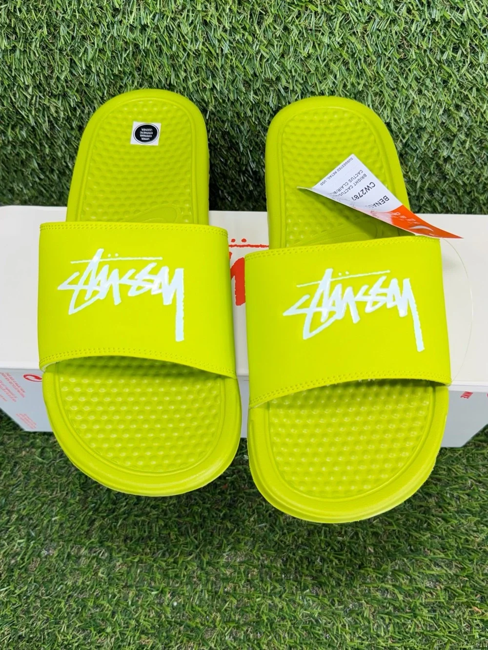 Nike x Stussy Benassi Slide Bright Cactus Volt Green CW2787-300 Men's Size 8 NIB